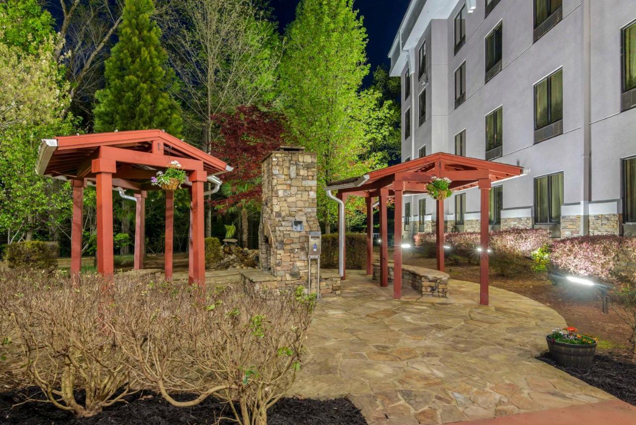 Comfort Suites At Kennesaw State University Exterior foto