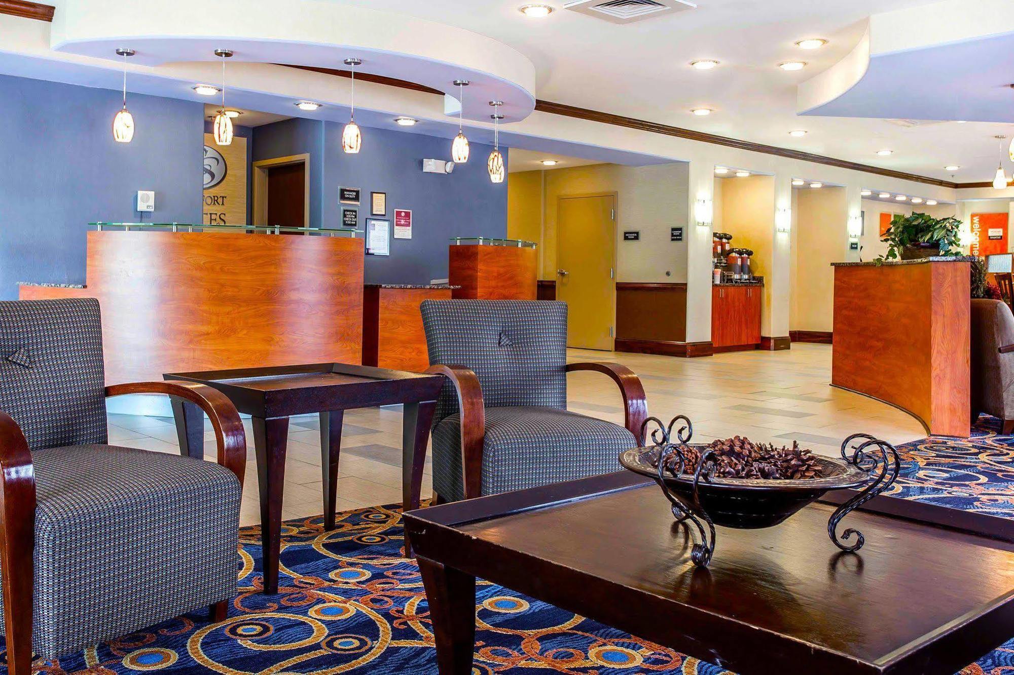 Comfort Suites At Kennesaw State University Exterior foto
